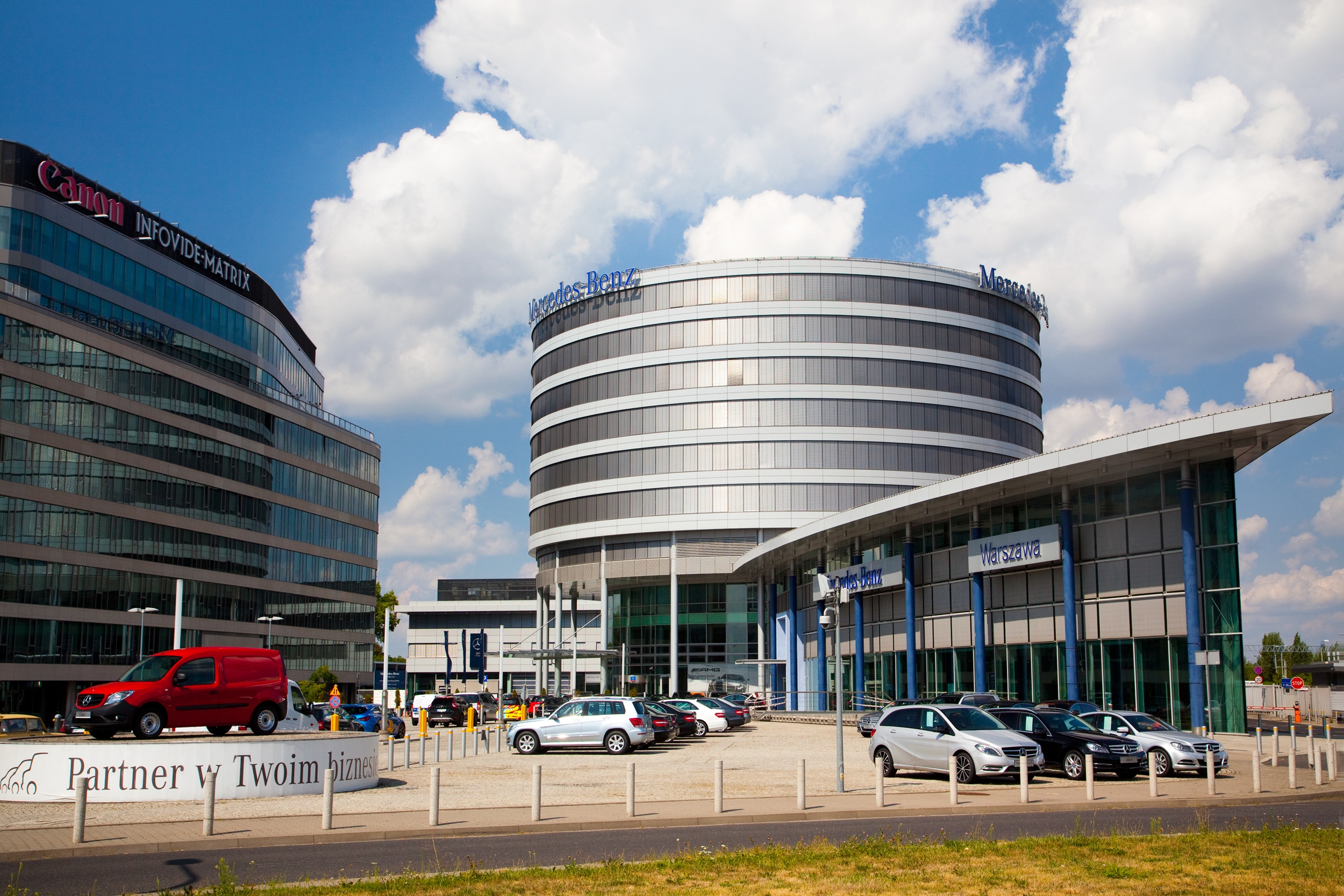 MERCEDES-BENZ POLSKA