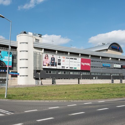 ROZBUDOWA CENTRUM HANDLOWEGO PROMENADA — Warszawa, Polska