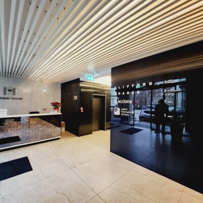 BUDYNEK BIUROWY NORWAY HOUSE — Warszawa, Polska