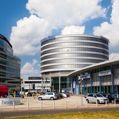 MERCEDES-BENZ POLSKA — Warszawa, Polska